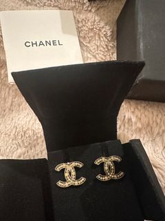 NIB 19S Chanel Rainbow Multicolor Crystal Classic CC Stud Earrings GHW –  Boutique Patina