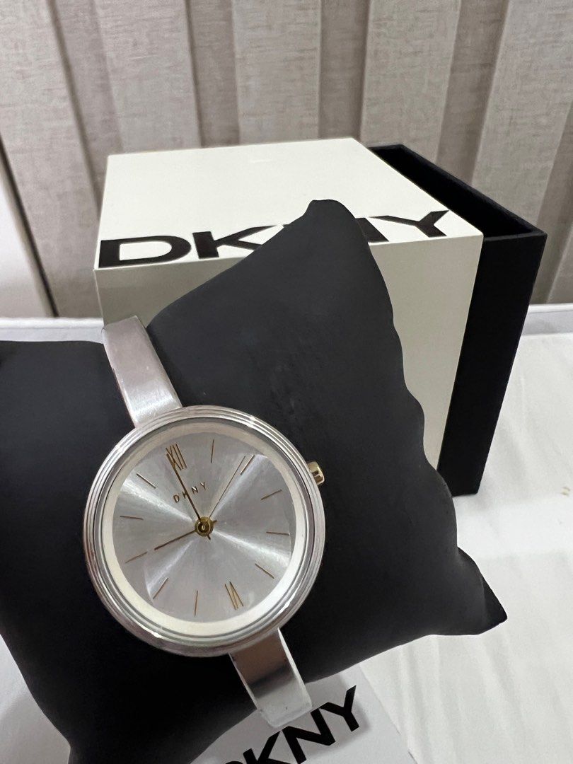 Dkny store murray watch