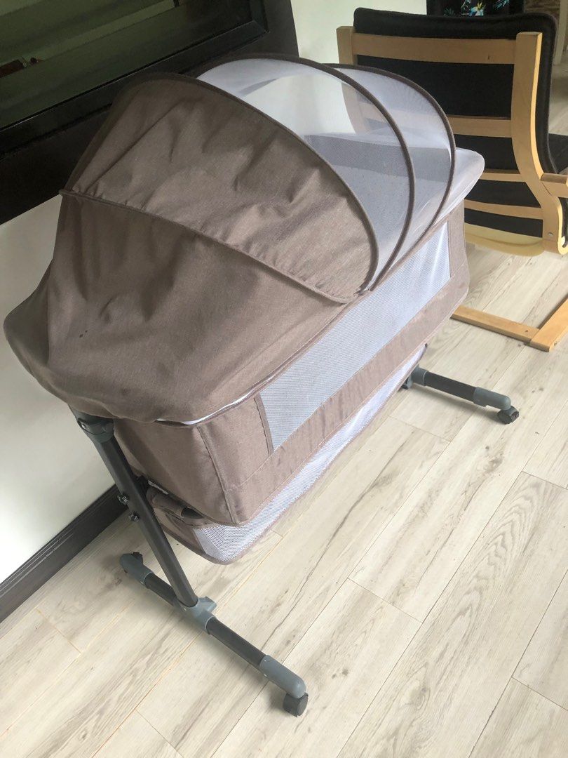 Baby Crib Rocking and Tilting, Babies & Kids, Baby Nursery & Kids