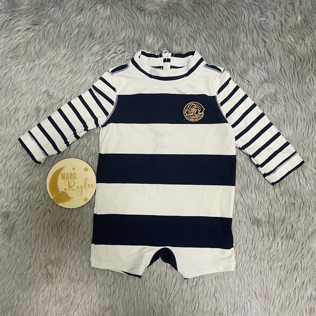 Gap baby shop rash guard
