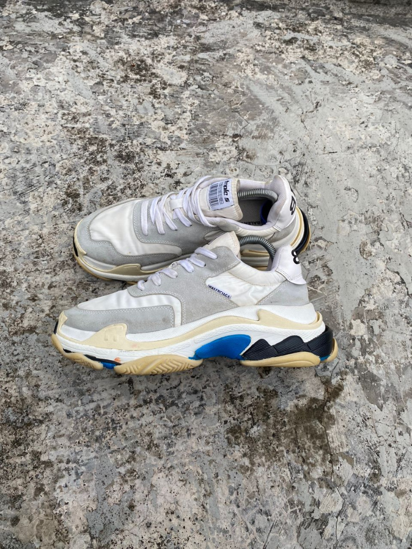 Balenciaga triple discount s murah