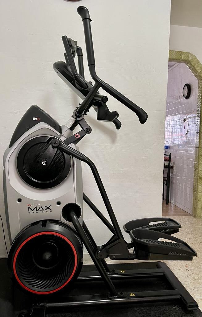 BowFlex Max Trainer M6 Sports Equipment Exercise Fitness