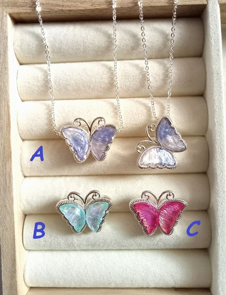 Free top butterfly necklace