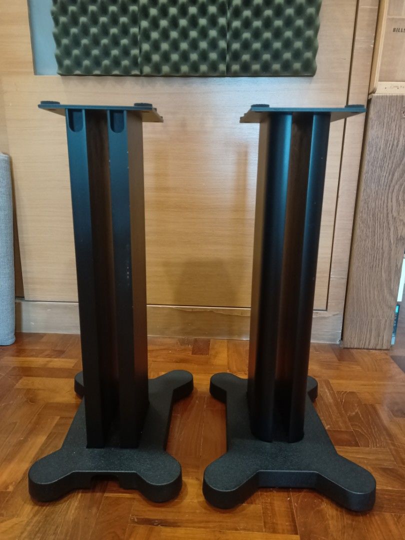 B&W FS700 speaker stand, Audio, Soundbars, Speakers & Amplifiers on