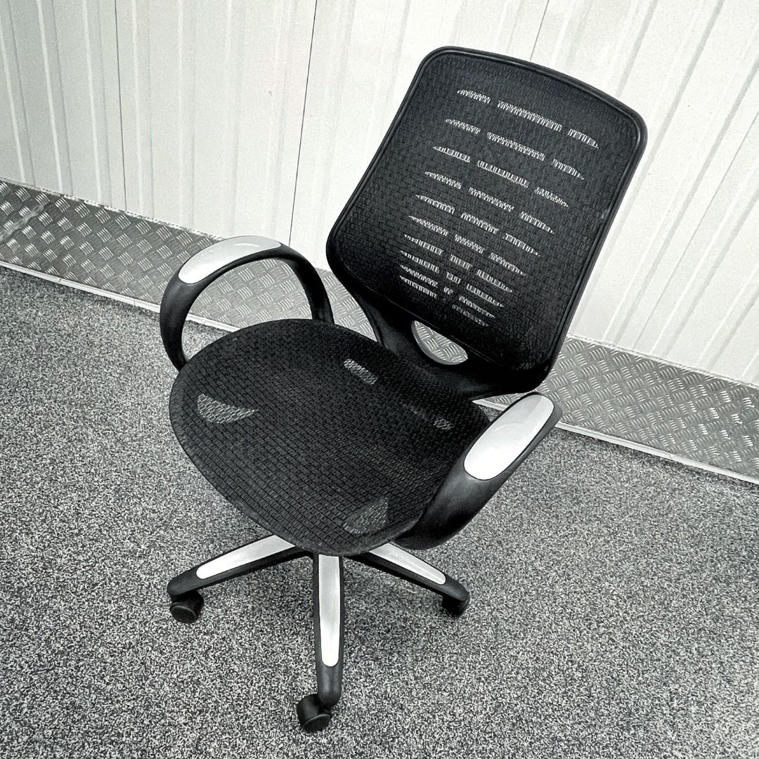 Castlery office shop