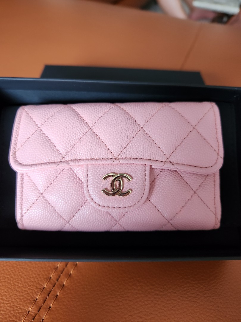 Chanel 22c Sakura Pink Classic Flap Card Holder, Women's Fashion, Bags &  Wallets, Purses & Pouches on Carousell