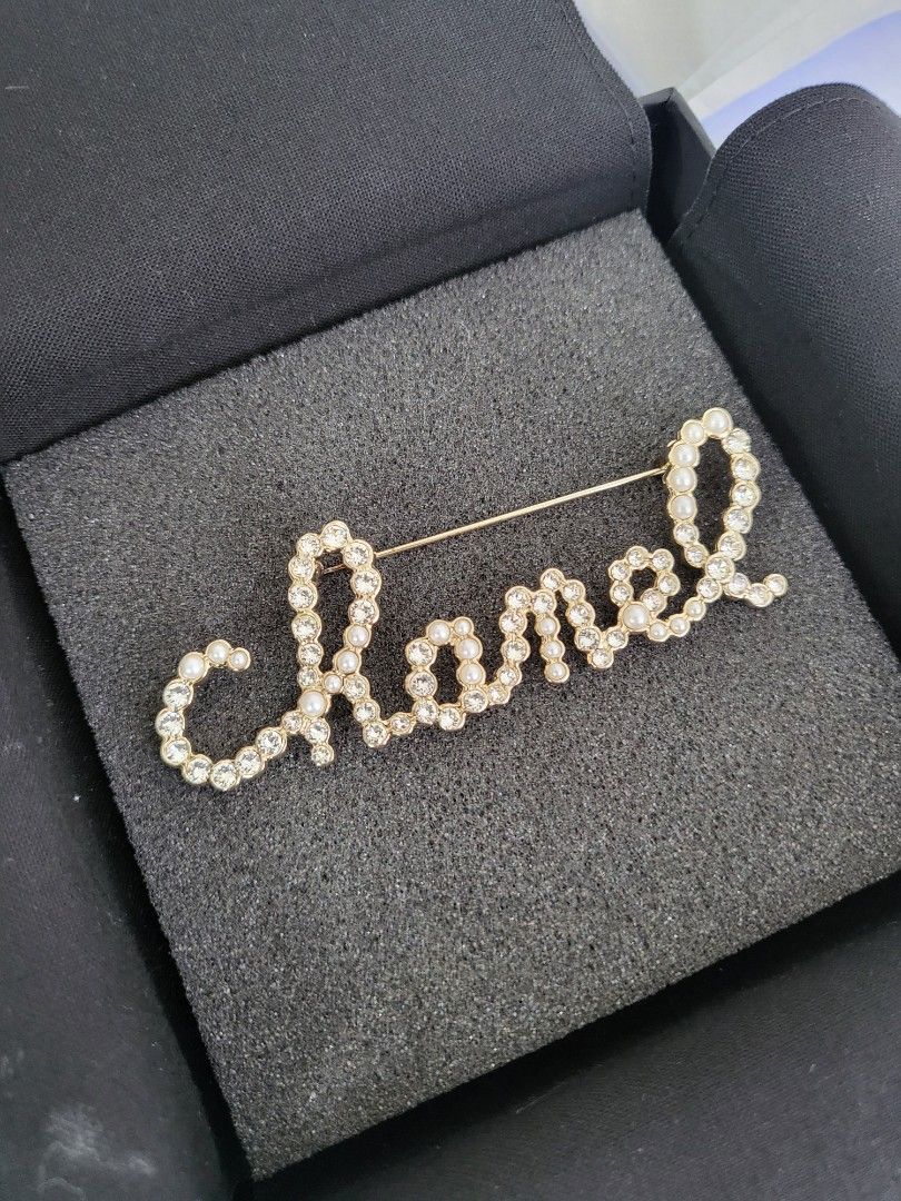 CHANEL 19K Script Brooch Pearls & Crystals - Timeless Luxuries