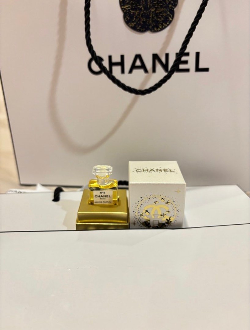 Chanel Xmas Set 2023, Luxury, Accessories on Carousell