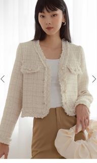 (Category: ) located in . Submitted by everythingaboutmycloset (Listing ID 1264671538, Image 1). Description: .
