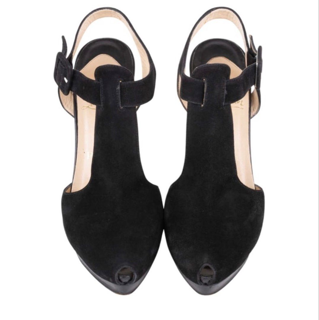 Christian louboutin sale sandals hotsell