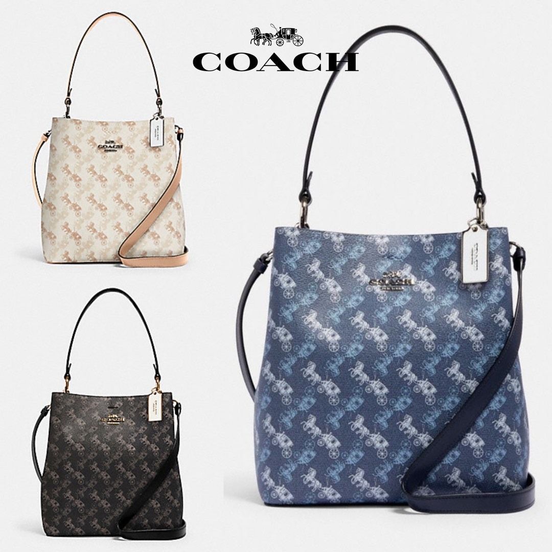 Coach town bucket bag sales with horse and carriage print