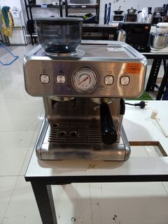 Coffee machine  steam