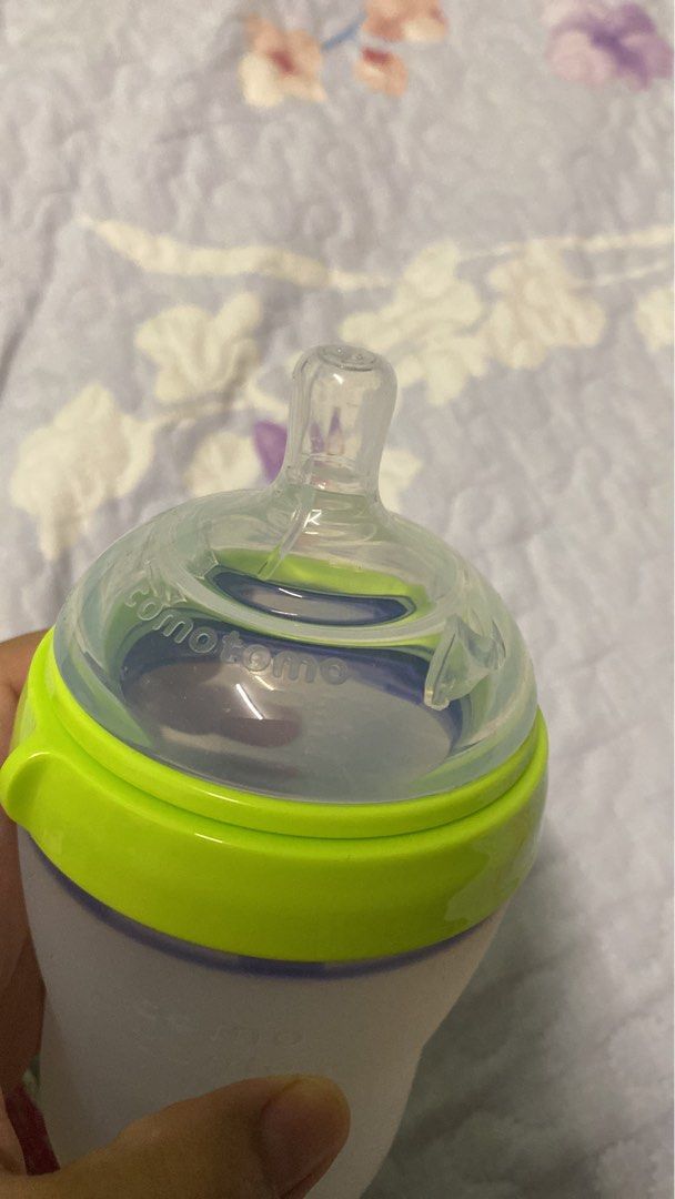 Comotomo deals bottle fake