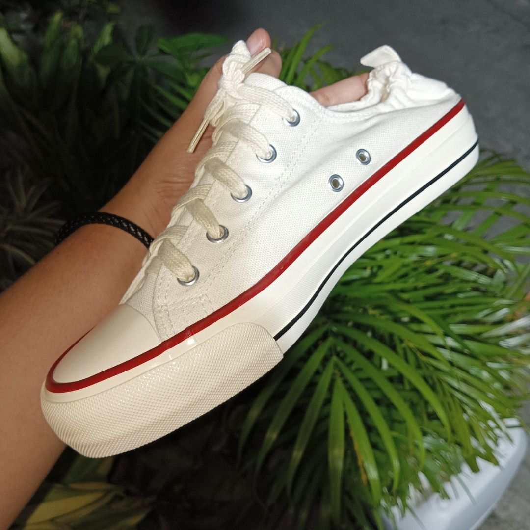 converse with garter