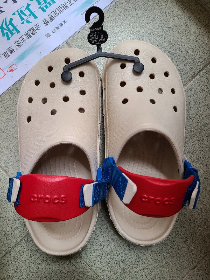 Crocs Carousell