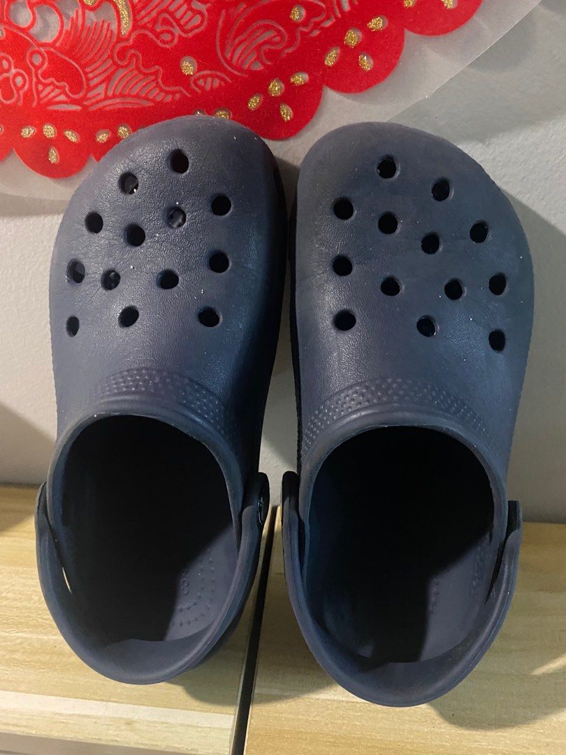 C13 size in crocs clearance