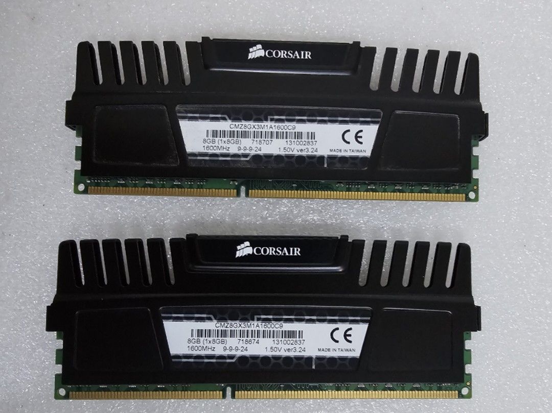 Corsair Vengeance DDR3 8GB 1600 CMZ8GX3M1A1600C9 2pc 200