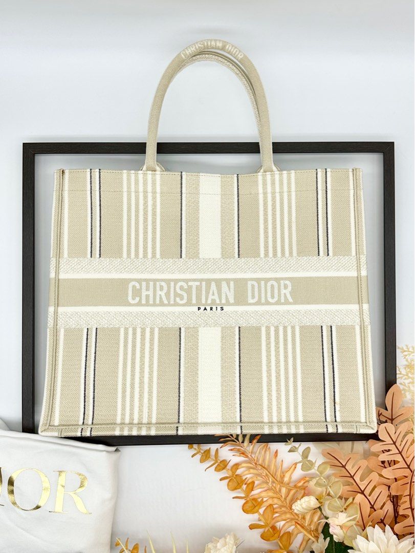 Christian dior sales large tote bag