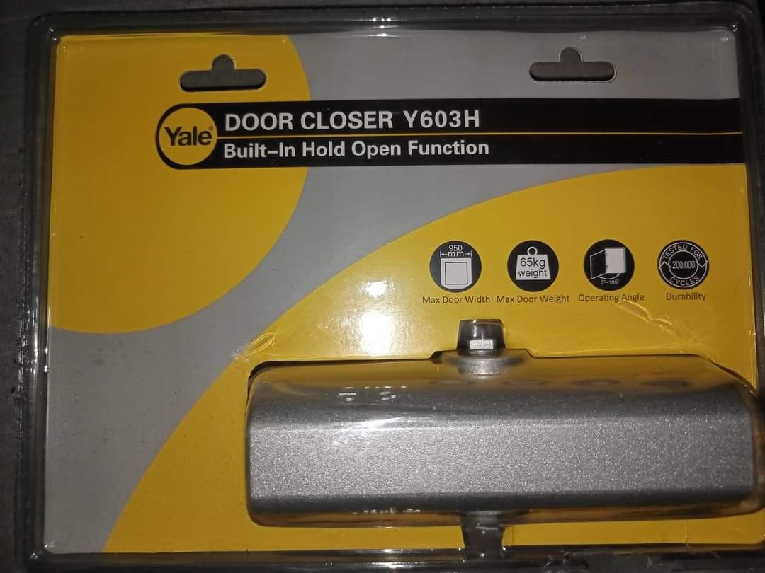 YALE Door Closer Y603H, Furniture & Home Living, Security & Locks