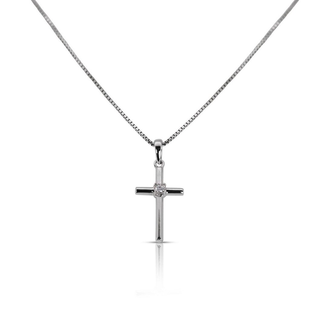 Elegant Cross Necklace, Women's Fashion, Jewelry & Organisers