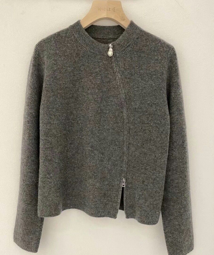 Erdos sweater top