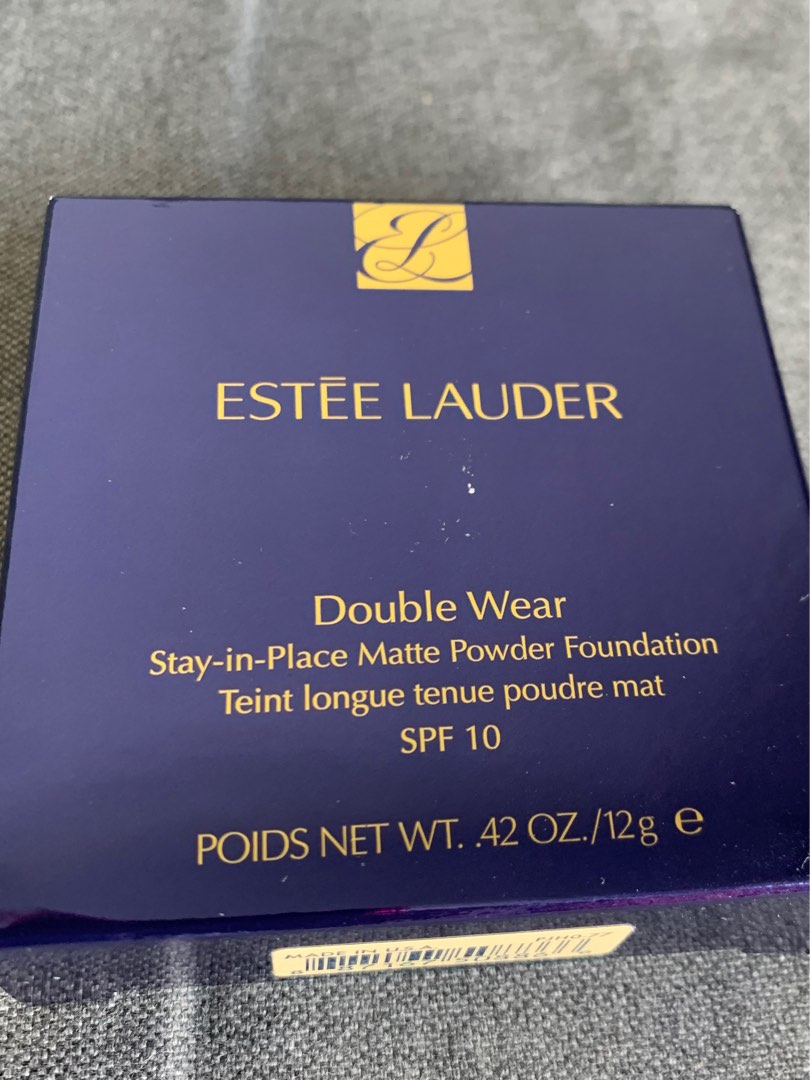Estée Lauder Double Wear Stay-in-Place Matte Powder Foundation