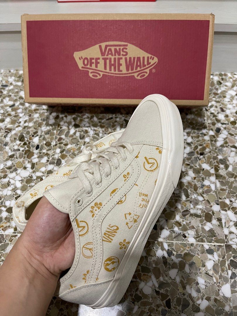 White vans louis vuitton top