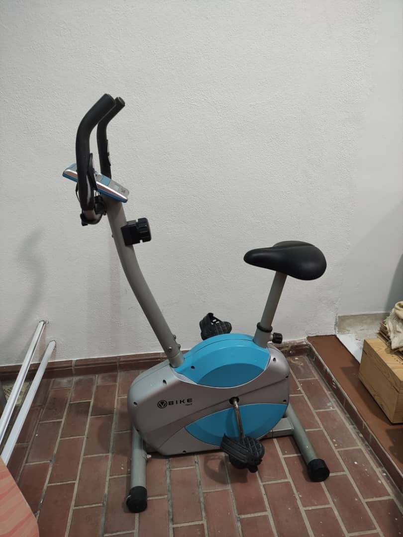 Bici fija top fitness cheap