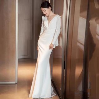 French satin long-sleeved light wedding dress 2023 new bridal temperament retro welcome door yarn fishtail engagement dress