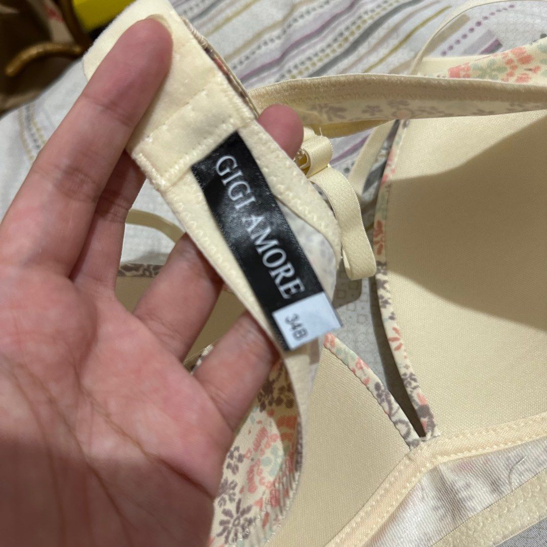 gigi amore 34B (Category: Undergarments & Loungewear) located in Mexico. Submitted by declutterclosetph (Listing ID 1264754879, Image 2). Description: 34B barely used.