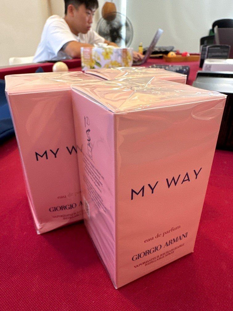 Giorgio Armani MY WAY Eau de parfum vaporisateur rechargeable