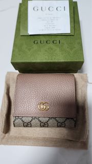 Gucci Marmont Keychain Wallet古驰双G钥匙卡包, Luxury, Bags & Wallets on Carousell