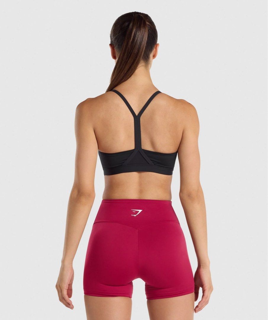 Gymshark V Neck Sports Bra in black and pink XS, Women's Fashion,  Activewear on Carousell