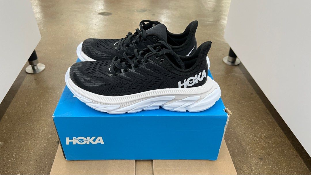 HOKA ONE ONE CLIFTON EDGE US7 EU40, 男裝, 鞋, 波鞋- Carousell