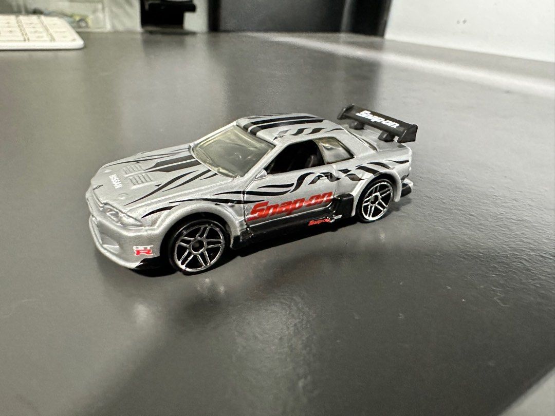 Hot Wheels Nissan Skyline R32 Snap On Loose Hobbies Toys