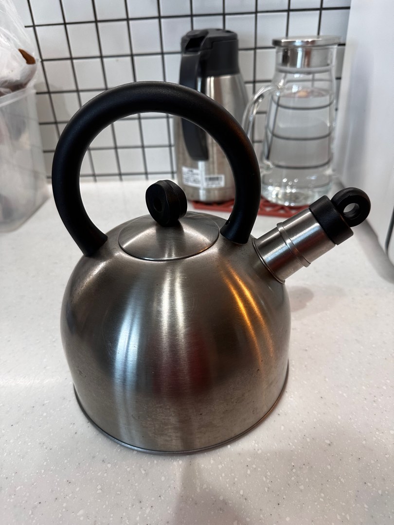 Ikea kettle stainless steel 2L, TV & Home Appliances, Kitchen