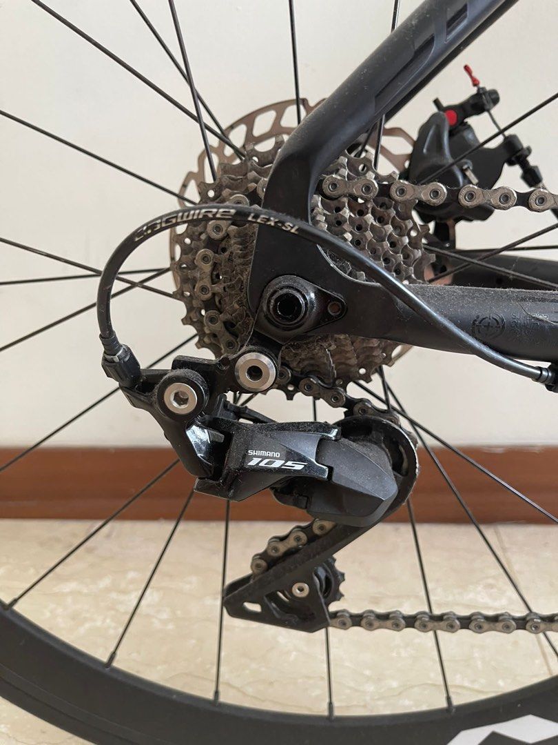 JAVA FUOCO 4 ROADBIKE (Category: Bicycles) located in Singapore. Submitted by mickeymouse2613 (Listing ID 1264623947, Image 8). Description: Moving out Sale! Frame: Full aluminum (aero design) Size: M(54) Weight: 11kg Groupset: 12 speed Shimano 105 shifter/RD/FD Crakset: Decaf crankarm / Snail Oval Chainring (50t/35t) / Shimano 105 clipless pedals Brakes: Decaf semi hydraulic (New Brakepads) Wheelset: Aluminum with Continental Ultra Sport tyres.