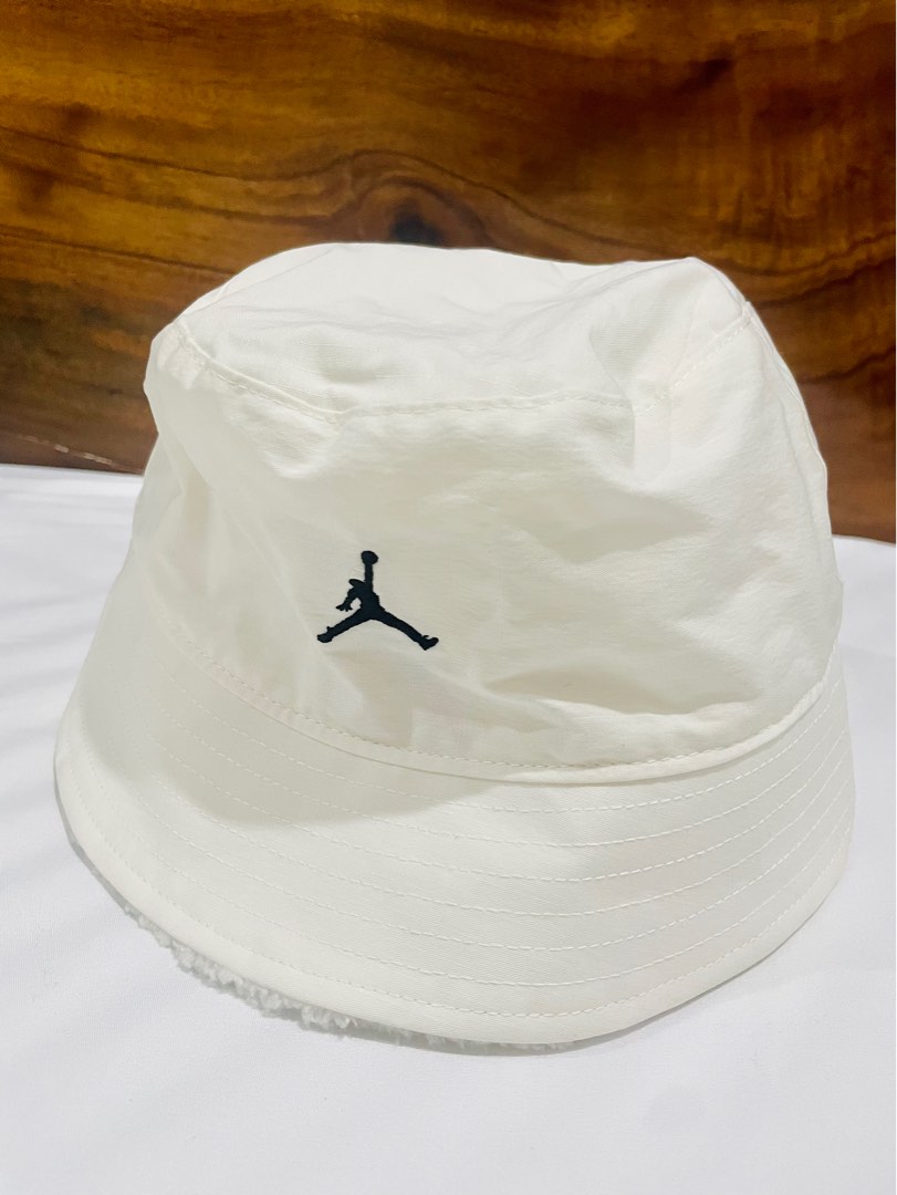 Jordan Apex Winter Bucket Hat.