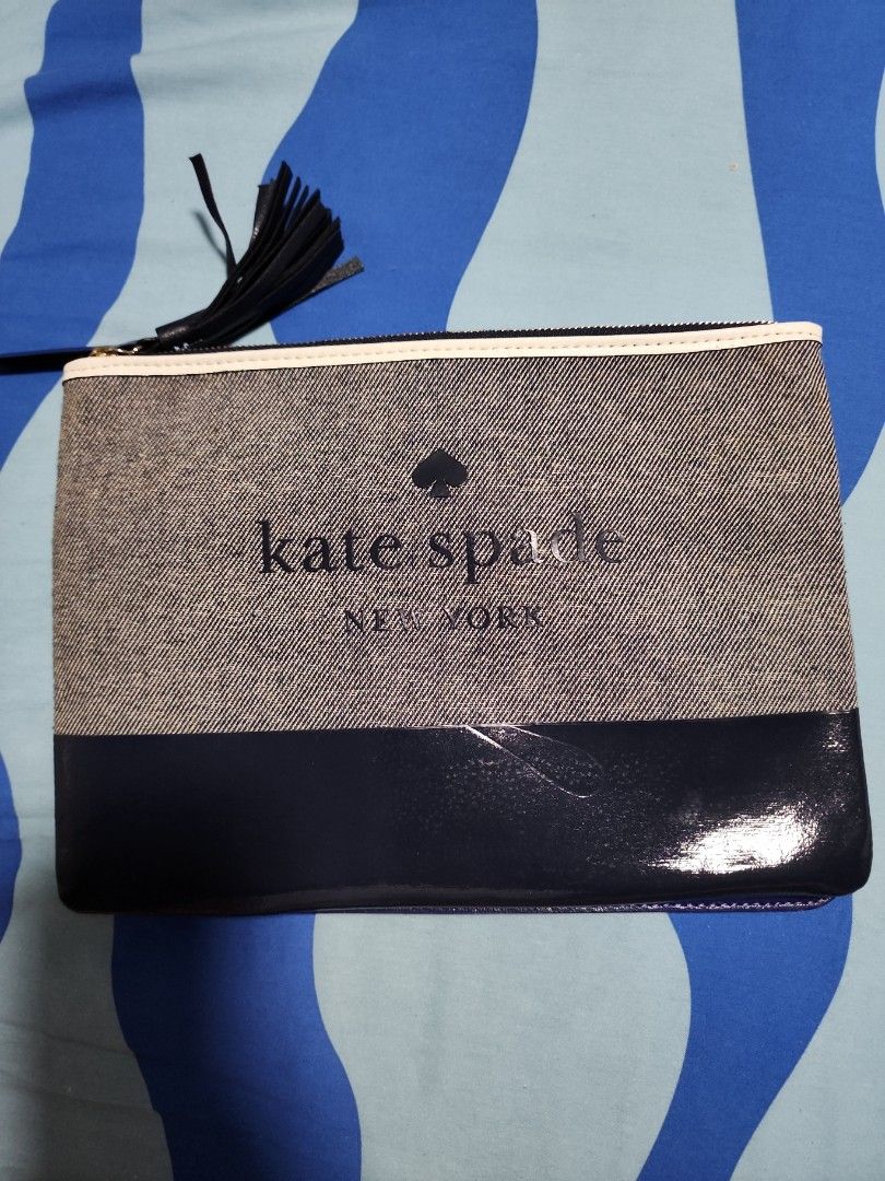 Kate spade on sale large tassel pouch