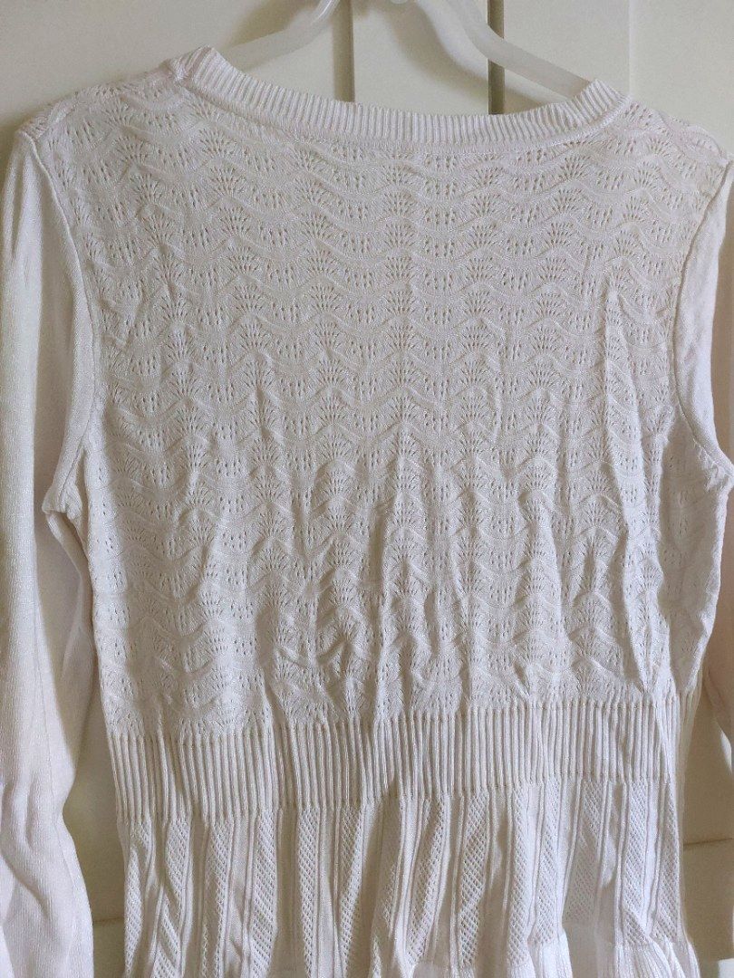 Knitted peplum white cardigan