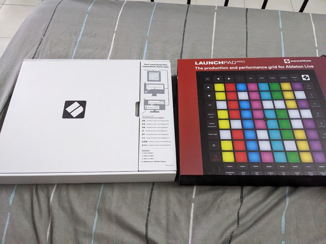 Novation Launchpad Pro [MK3] Production and Performance Grid for Ableton  Live
