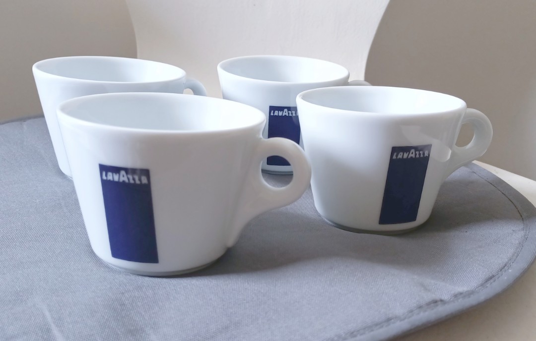 https://media.karousell.com/media/photos/products/2023/11/9/lavazza_espresso_cups_from_ita_1699502440_01e85894.jpg