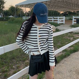 (Kategori: ) berada di . Dikirim oleh cathscloset (ID iklan 1264634245, Gambar 1). Deskripsi: .