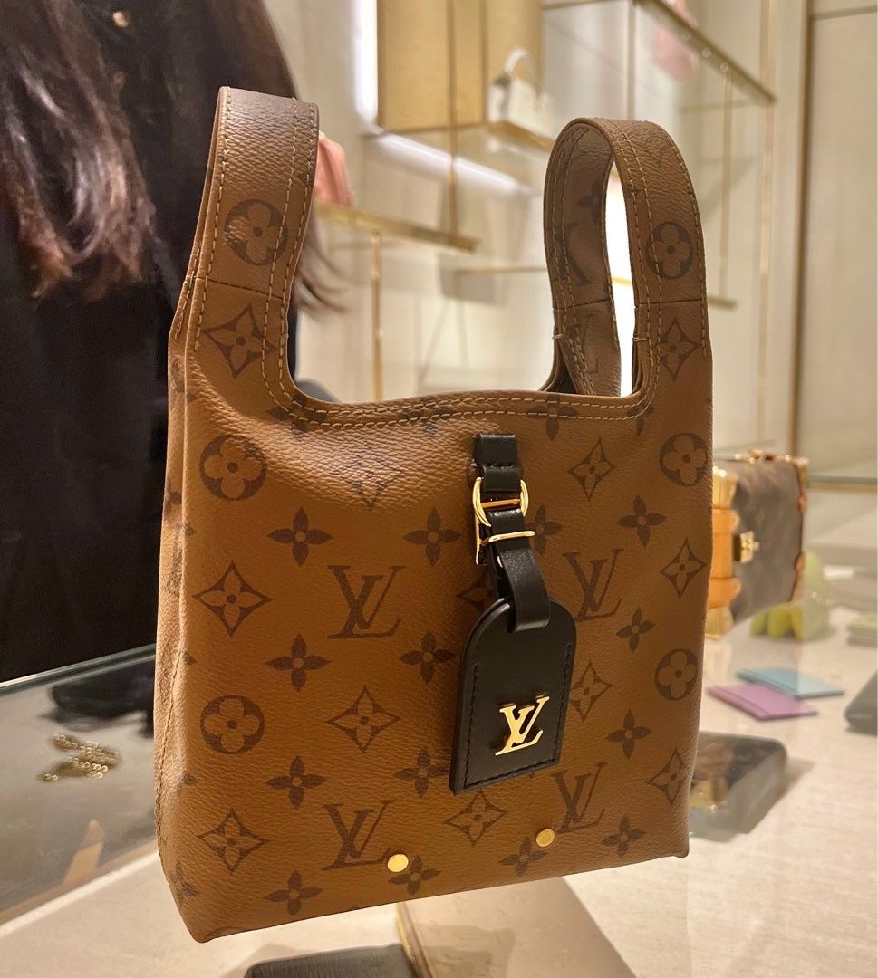 Louis Vuitton Atlantis Bb Monogram Reverse