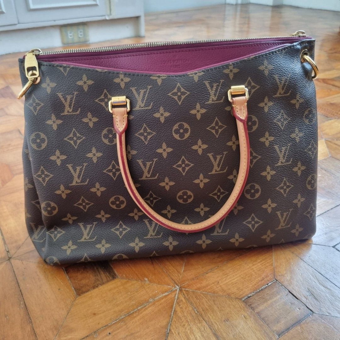 Louis Vuitton Bag (Category: Luxury Bags & Wallets) located in Manila. Submitted by eclipse58 (Listing ID 1264757768, Image 1). Description: Preloved Louis Vuitton Pallas Monogram Aurore (Canvas) 👜 ✅️ With Receipt, LV Cover, and LV Paper Bag ✅️ Excellent Condition (handled very well) ✅️ Authentic and Legit Product Moneyback if Proven Fake Php 73,000 (semi-negotiable) Location: Quezon City.