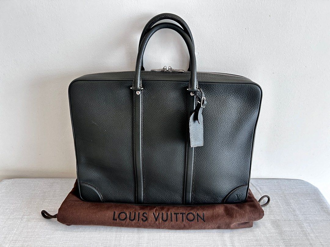 Louis Vuitton Porte-documents Voyage Gm In Taurillon Leather