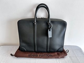 Shop Louis Vuitton NEONOE Néonoé mm (M54366) by MUTIARA