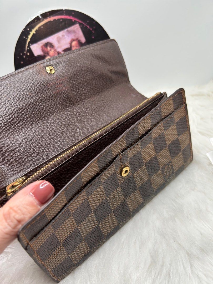 LV Sarah Damier (Category: Luxury Bags & Wallets) located in Pasig City. Submitted by angelsluxe.mnl (Listing ID 1264791819, Image 2). Description: Money back guaranteed authentic LAST FIRM PRICE IS ₱11,000 (lower offers will be declined) Follow us in instagram angelsLUXE.MNL.
