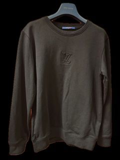 Louis Vuitton LV Monogram gradient T-shirt, Men's Fashion, Tops & Sets,  Formal Shirts on Carousell