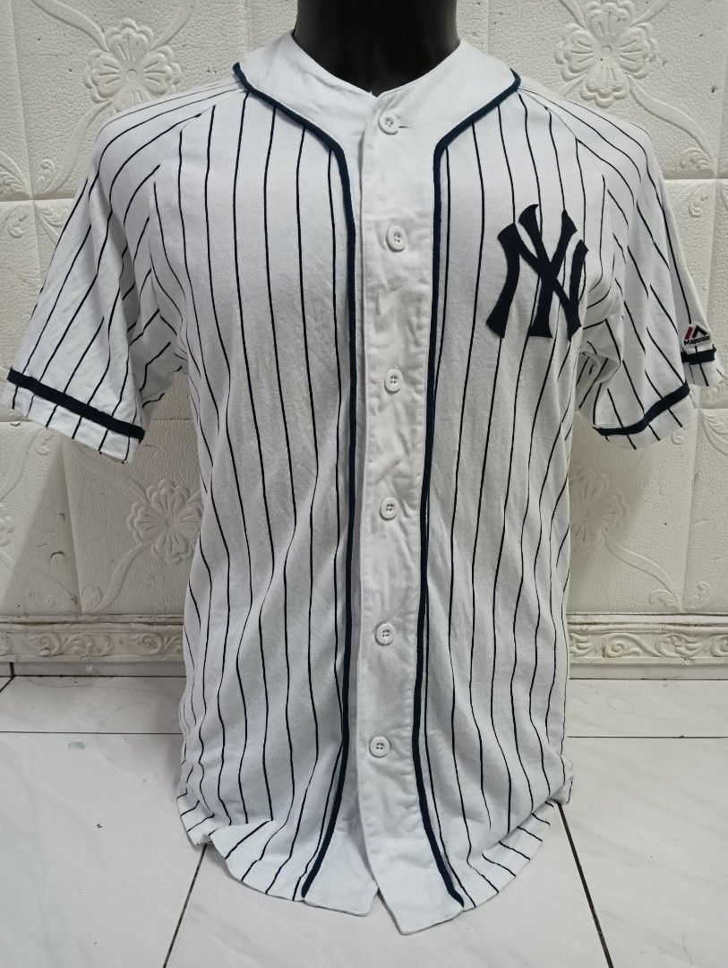 MAJESTIC NEW YORK YANKEES BASEBALL SHIRT Men s Fashion Tops